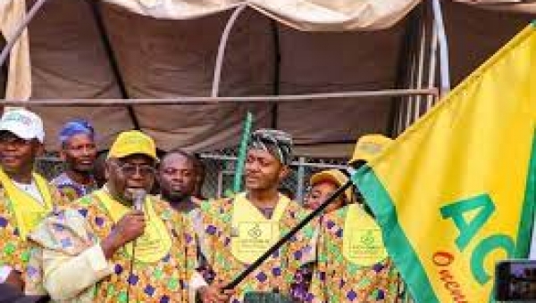 2023: Adelabu receives defectors, says no alternative to Accord in Oyo